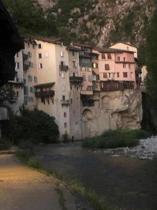 Confortable Au Pied Du Vercors Apartment *